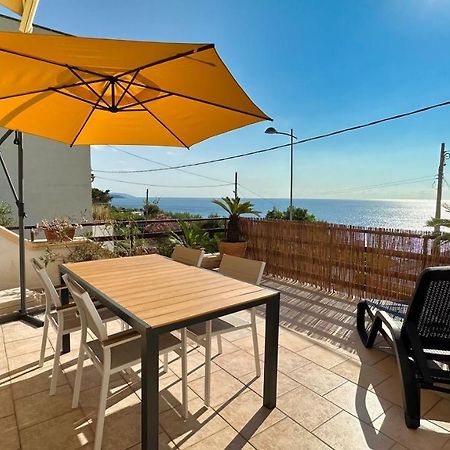 Marina Di Andrano - Alisso, Casa Vista Mare Con Parcheggio Privato E Wifi Villa Buitenkant foto