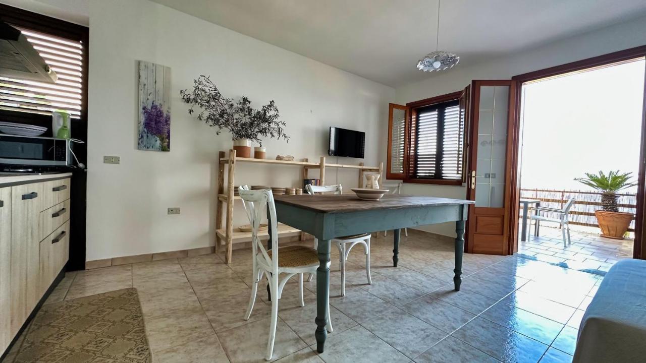 Marina Di Andrano - Alisso, Casa Vista Mare Con Parcheggio Privato E Wifi Villa Buitenkant foto