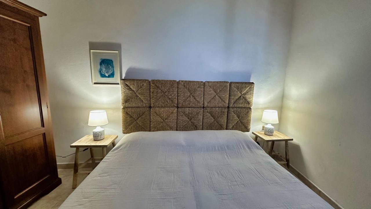 Marina Di Andrano - Alisso, Casa Vista Mare Con Parcheggio Privato E Wifi Villa Buitenkant foto