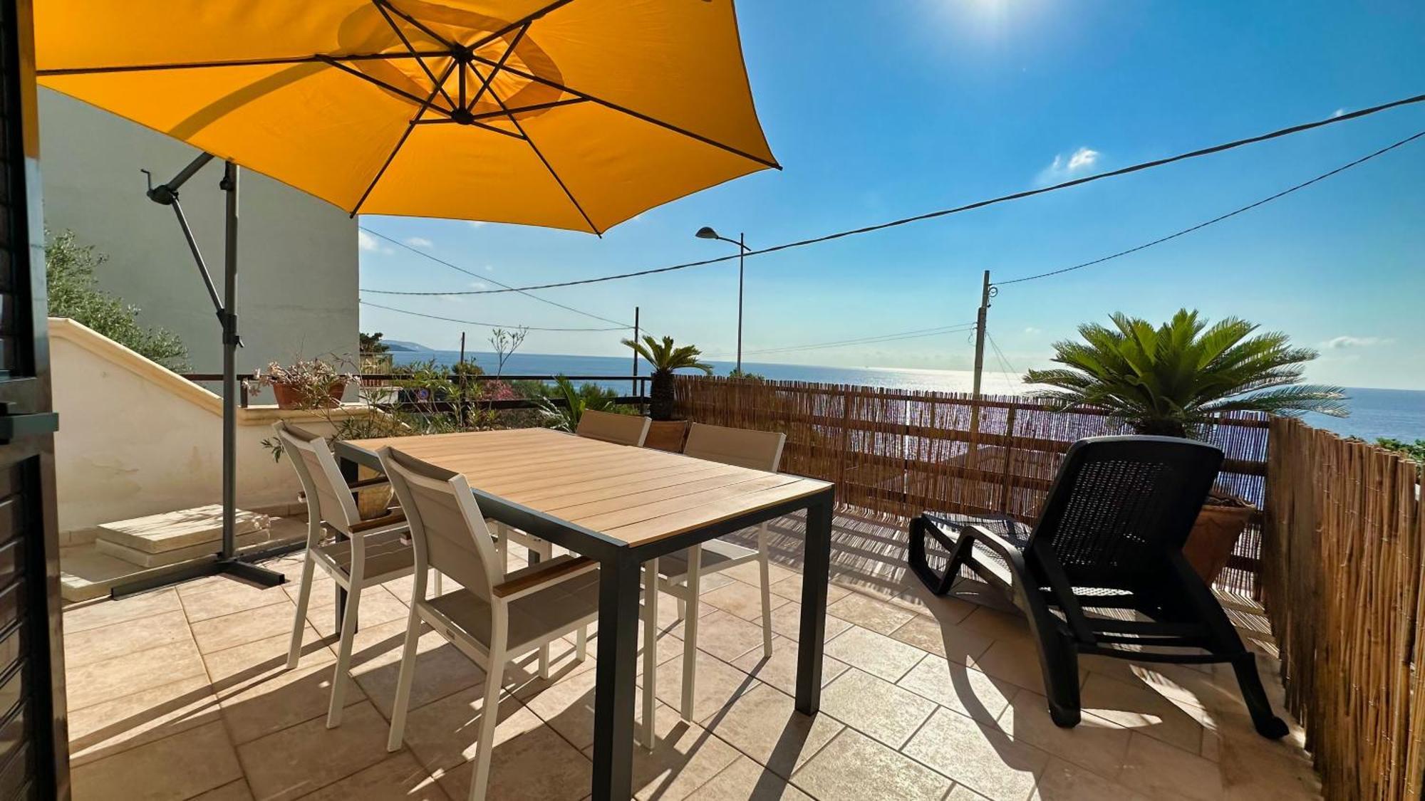 Marina Di Andrano - Alisso, Casa Vista Mare Con Parcheggio Privato E Wifi Villa Buitenkant foto